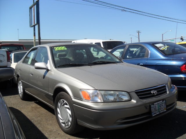 Toyota Camry 2001 photo 1