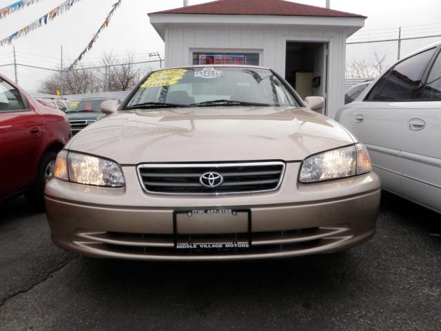 Toyota Camry 2001 photo 1