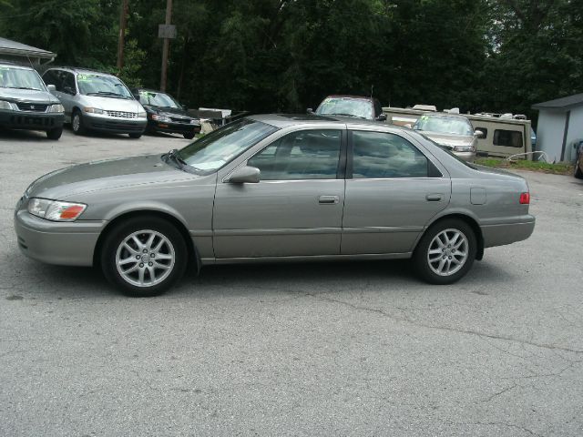 Toyota Camry 2001 photo 3