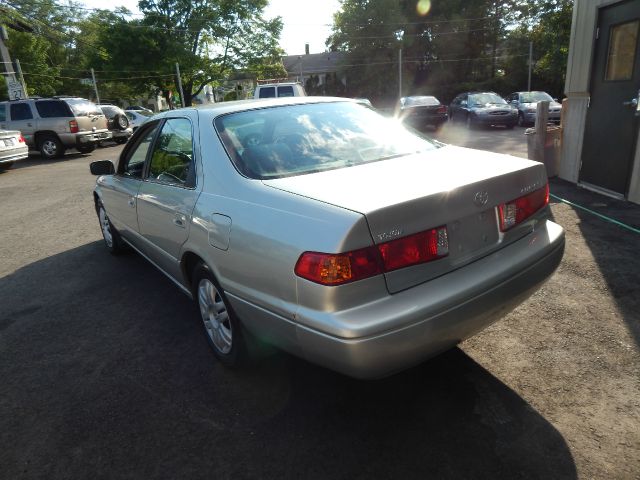 Toyota Camry 2001 photo 1