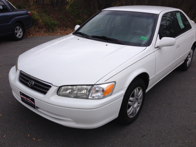 Toyota Camry 2001 photo 2