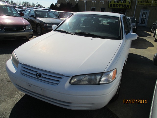 Toyota Camry 2001 photo 1