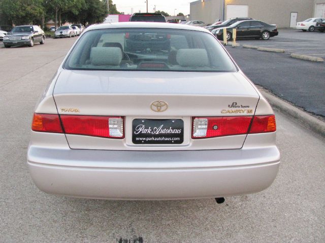 Toyota Camry 2001 photo 3