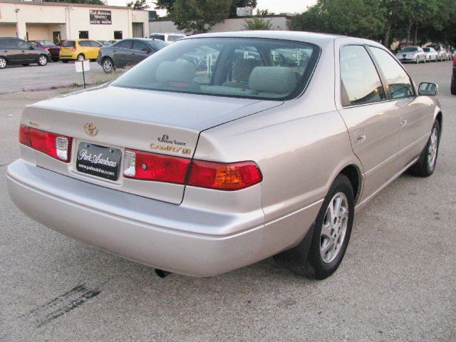 Toyota Camry 2001 photo 4