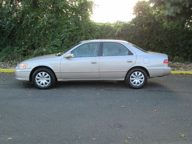 Toyota Camry 2001 photo 2