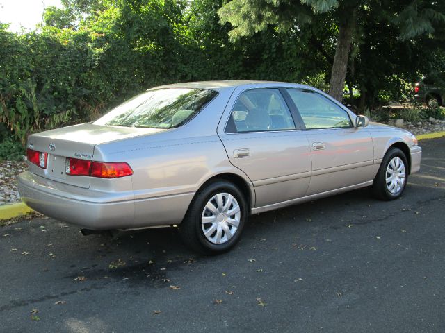 Toyota Camry 2001 photo 3