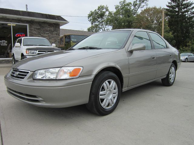 Toyota Camry 2001 photo 1