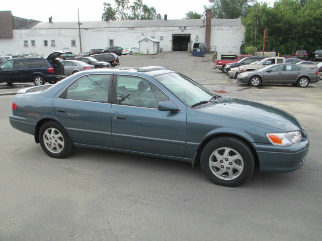 Toyota Camry 2001 photo 4