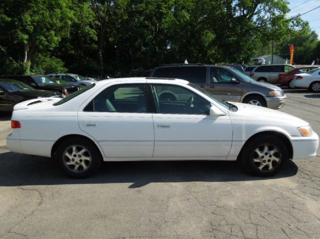 Toyota Camry 2001 photo 4