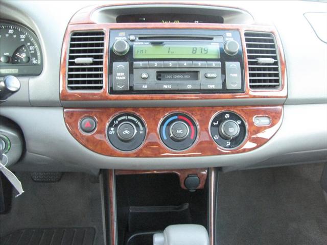 Toyota Camry 2002 photo 2