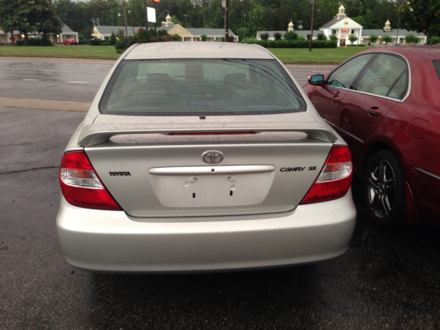 Toyota Camry SE Sedan