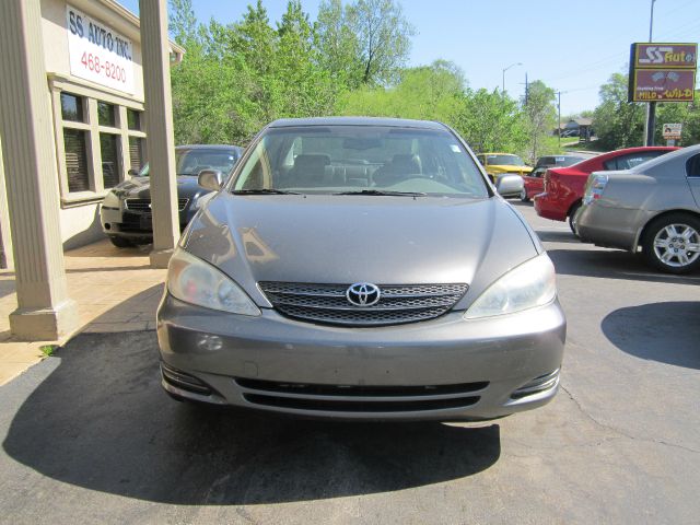 Toyota Camry 2002 photo 1