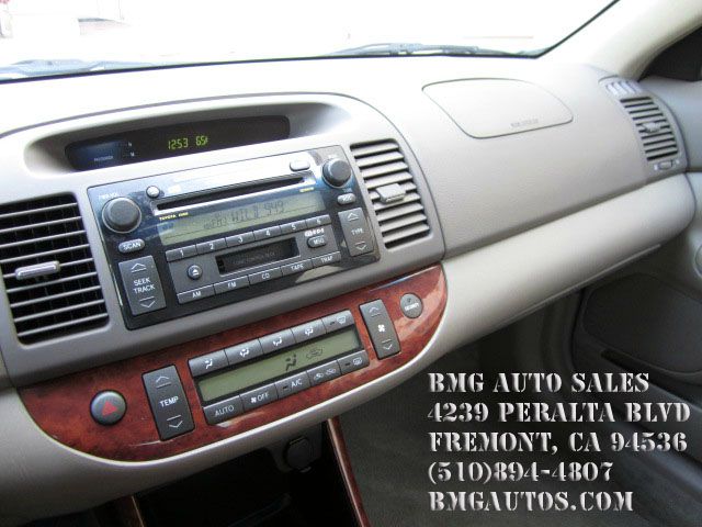 Toyota Camry 2002 photo 14