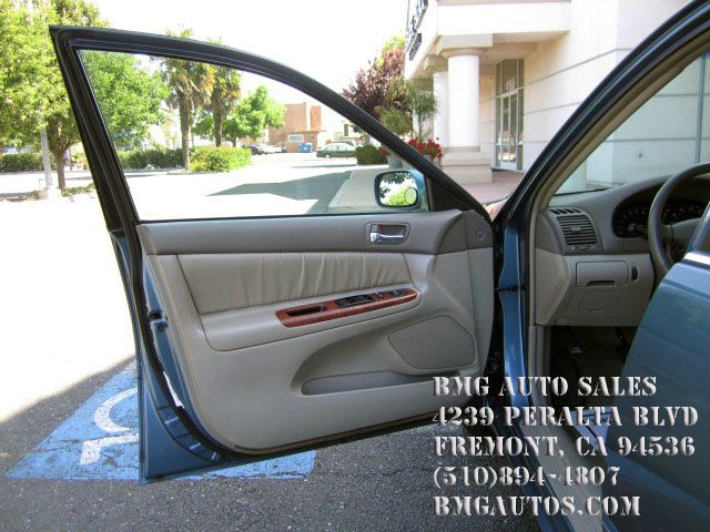 Toyota Camry 2002 photo 16