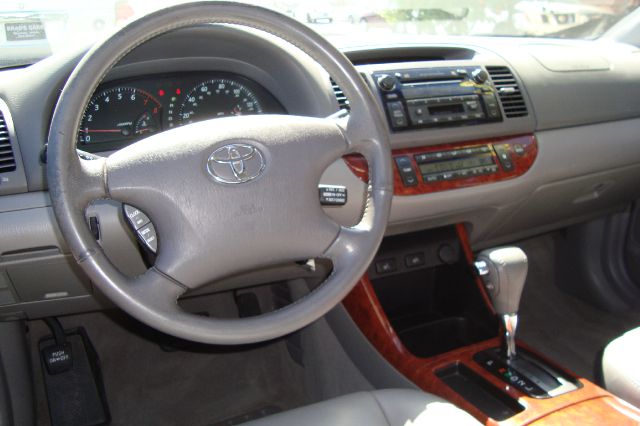 Toyota Camry 2002 photo 1