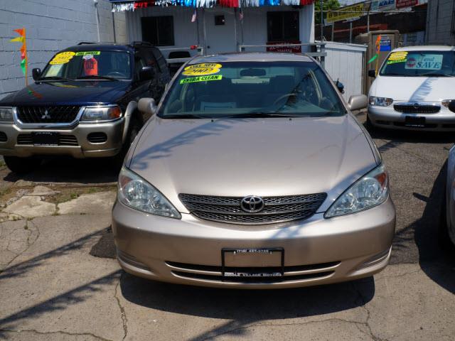 Toyota Camry X Sedan