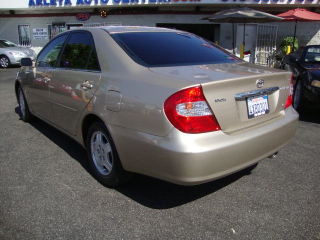 Toyota Camry 2002 photo 2