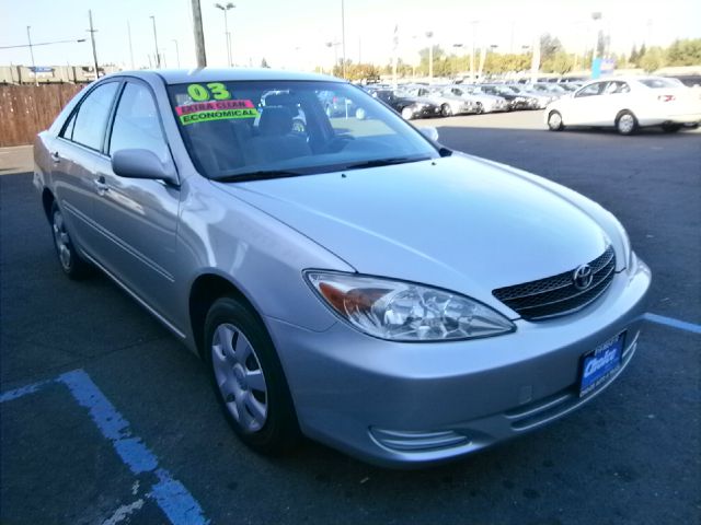 Toyota Camry 2003 photo 4