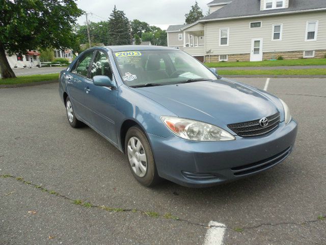 Toyota Camry 2003 photo 1