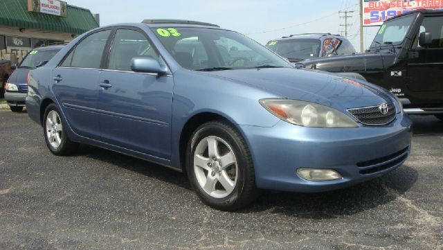 Toyota Camry 2003 photo 2