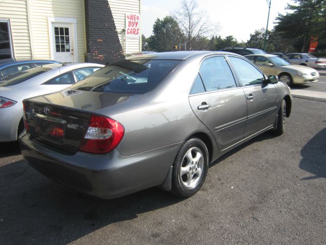 Toyota Camry 2003 photo 2