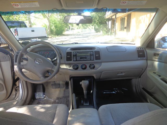 Toyota Camry 2003 photo 9