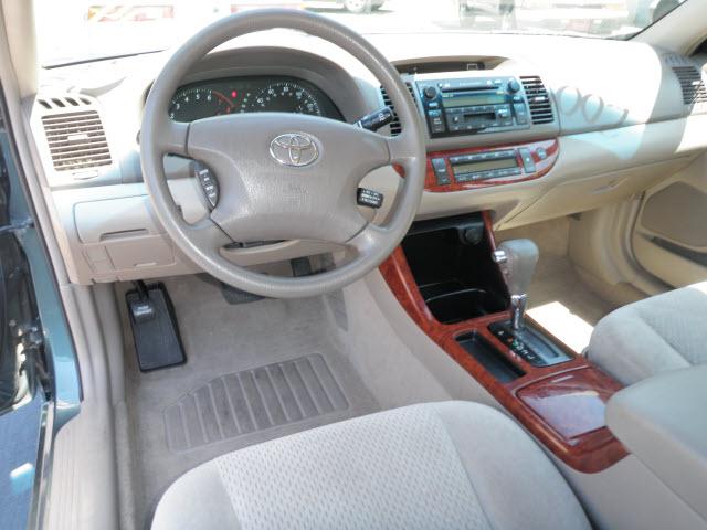 Toyota Camry 2004 photo 2