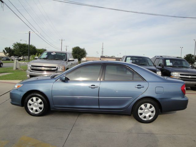 Toyota Camry 2004 photo 18