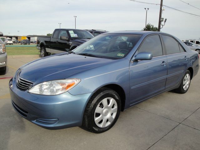 Toyota Camry 2004 photo 2