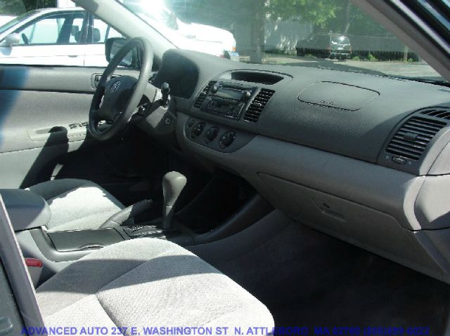 Toyota Camry 2004 photo 2