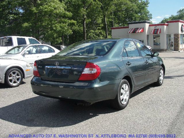 Toyota Camry 2004 photo 8