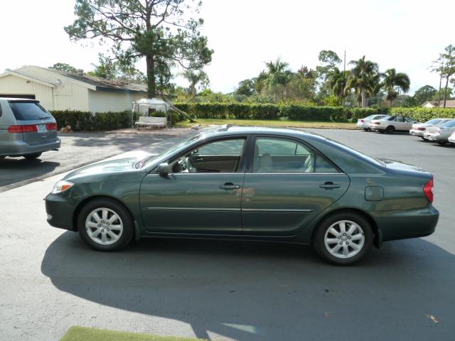 Toyota Camry SEL Sport Utility 4D Sedan