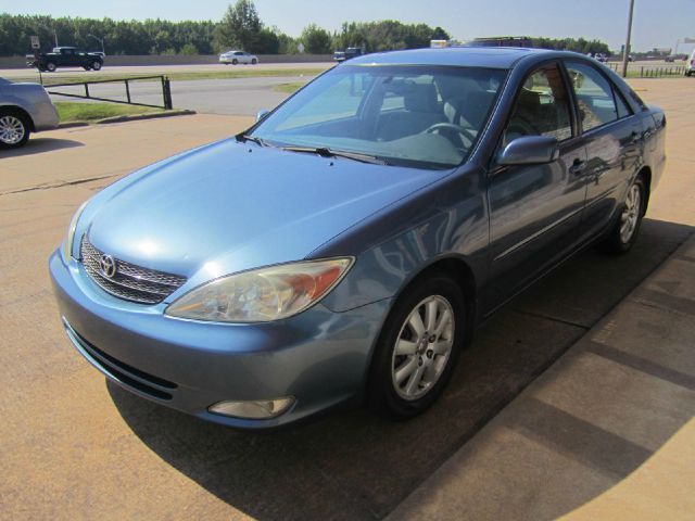 Toyota Camry 2004 photo 1