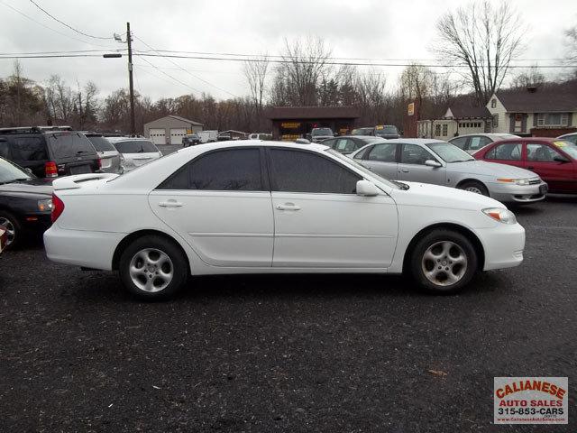 Toyota Camry 2004 photo 2