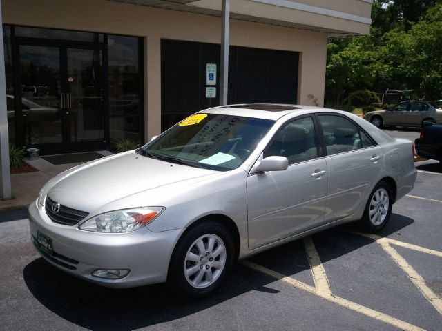 Toyota Camry 2004 photo 2