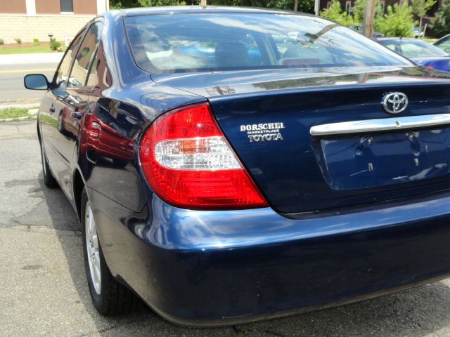 Toyota Camry 2004 photo 1