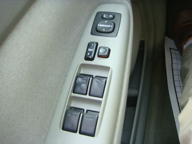 Toyota Camry 2004 photo 2