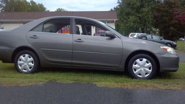 Toyota Camry 2004 photo 2