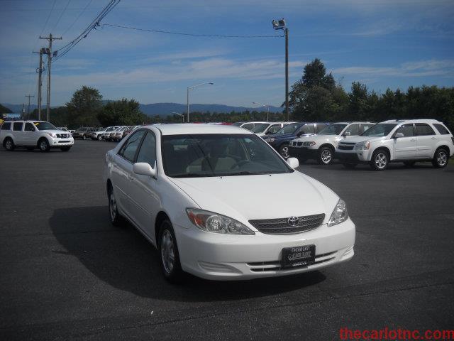 Toyota Camry 2004 photo 2