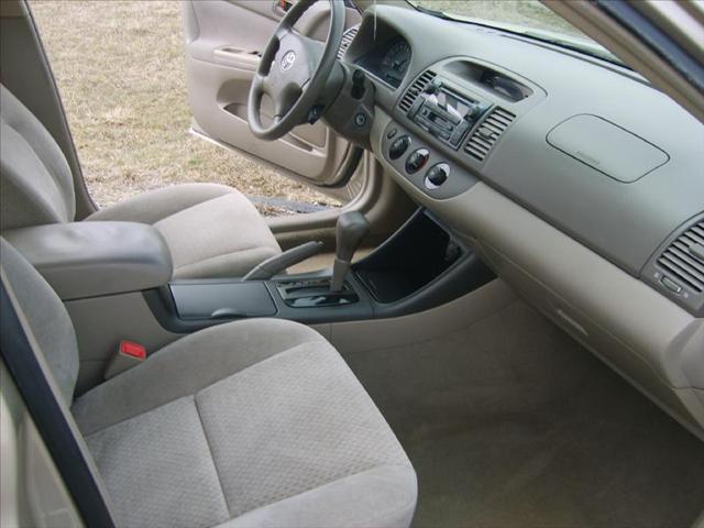 Toyota Camry 2004 photo 2