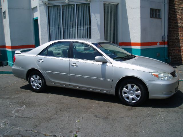 Toyota Camry 2004 photo 24