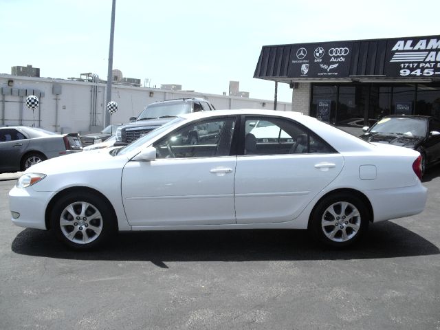 Toyota Camry 2004 photo 1