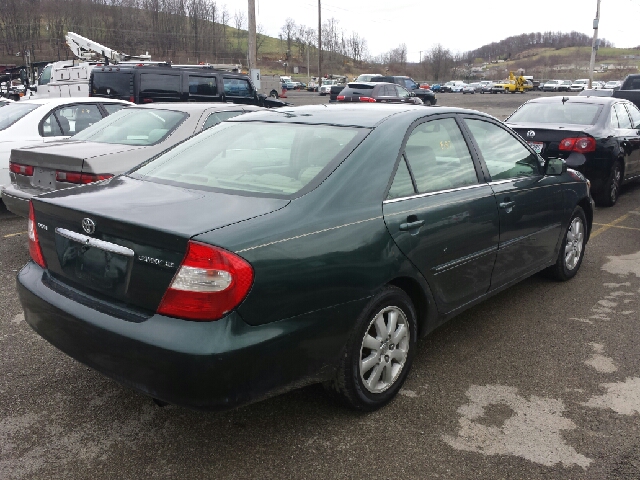 Toyota Camry 2004 photo 2