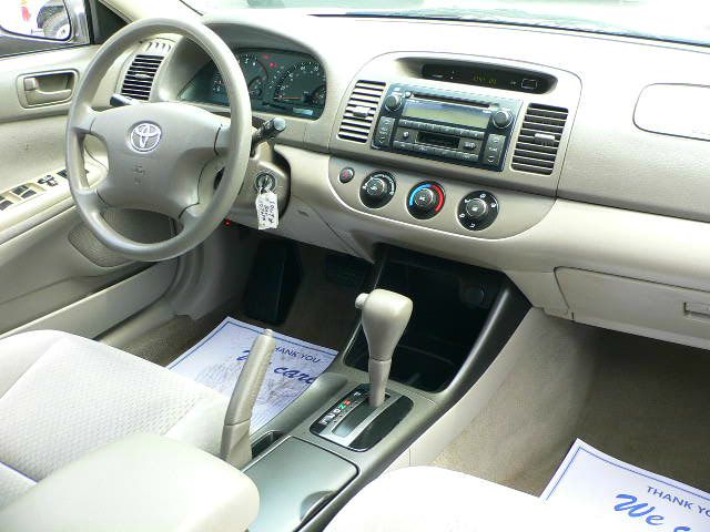 Toyota Camry 2004 photo 2