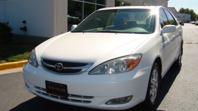 Toyota Camry 2004 photo 1