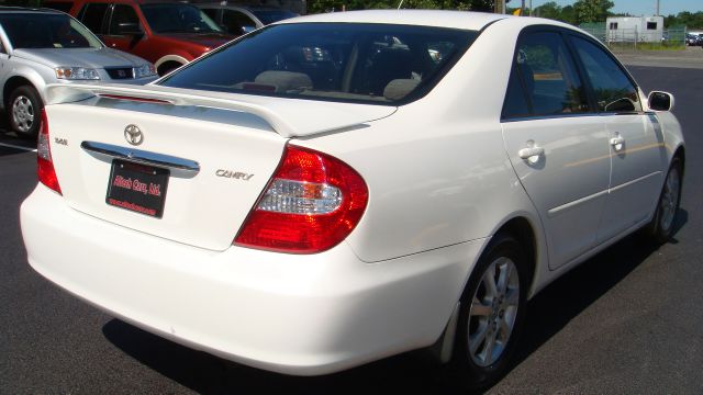 Toyota Camry 2004 photo 2