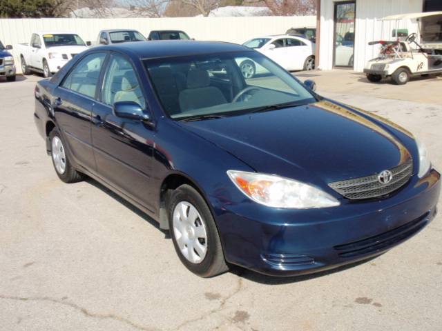 Toyota Camry 2004 photo 1