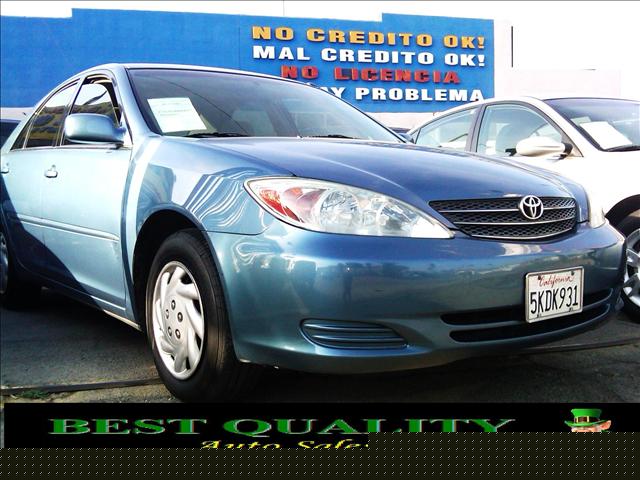 Toyota Camry 2004 photo 2