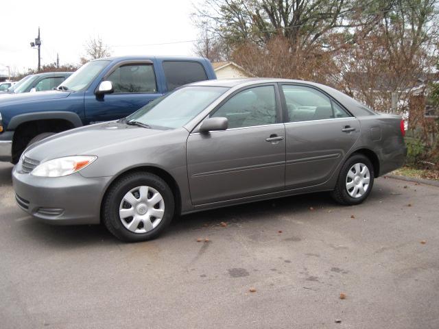 Toyota Camry 4x4 STX Sedan