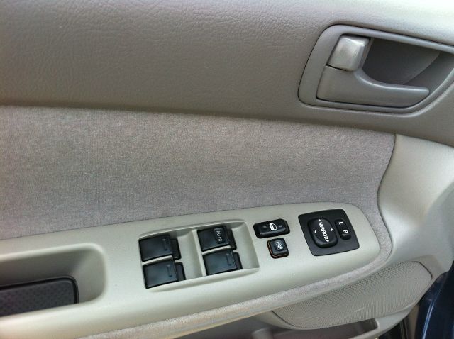 Toyota Camry 2004 photo 14